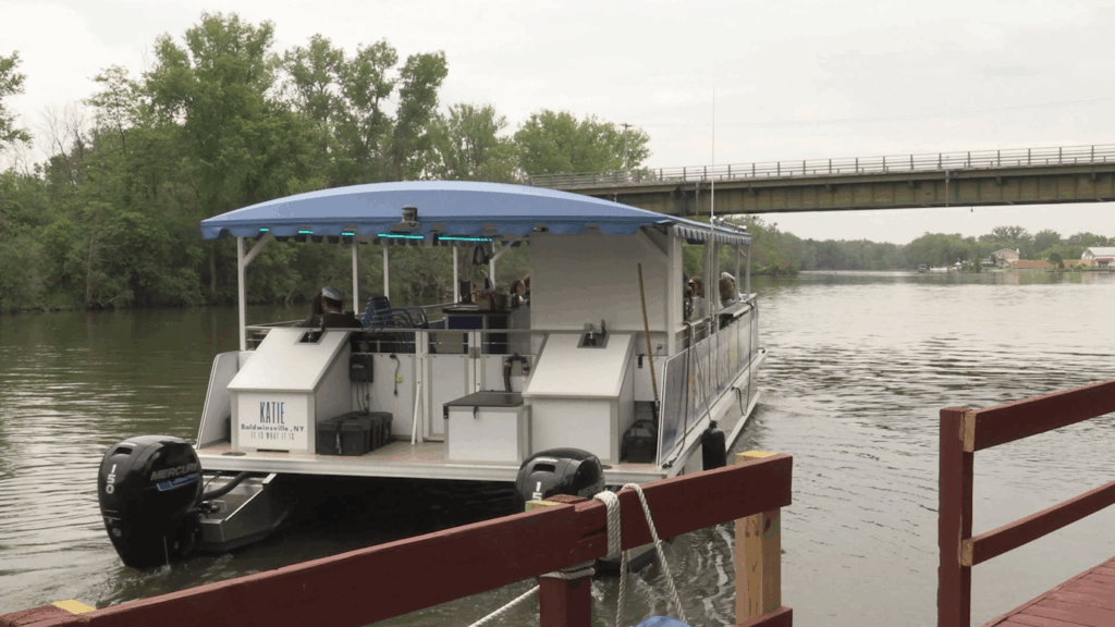 Syracuse Boat Tours departs on a Father's Day trip. 